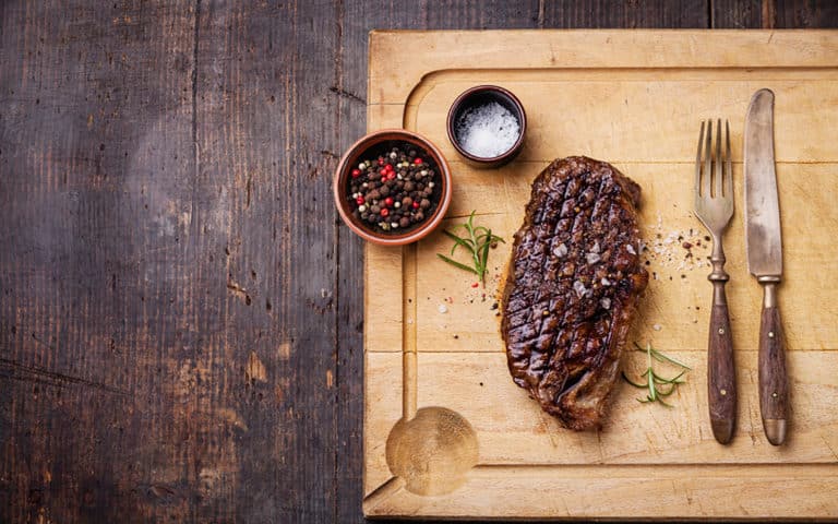 cooking steak at dandenong market