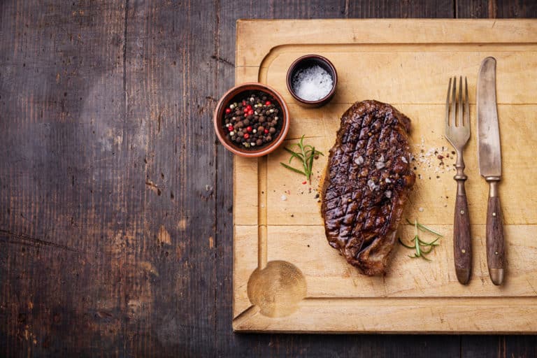 Rib Eye with Bearnaise sauce